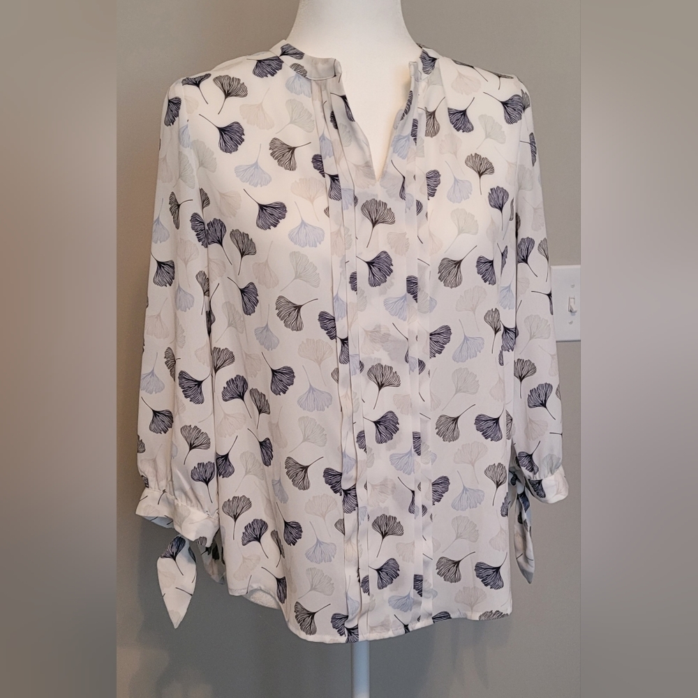 41 Hawthorn woman's blouse